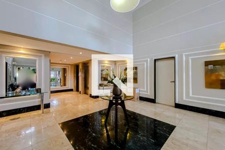 Apartamento à venda com 61m², 2 quartos e 2 vagas Apartamento à venda com 61m², 2 quartos e 2 vagasHall