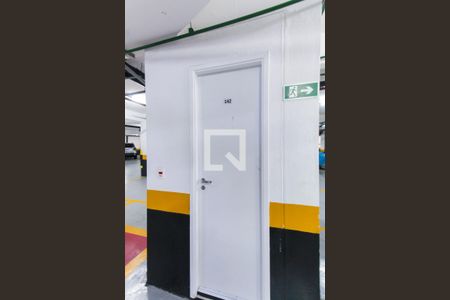 Apartamento à venda com 61m², 2 quartos e 2 vagas Apartamento à venda com 61m², 2 quartos e 2 vagasDeposito