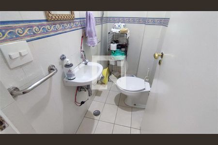 Casa à venda com 3 quartos, 159m² em Campo Belo, São Paulo