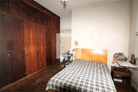 Casa à venda com 3 quartos, 174m² em Indianópolis, São Paulo