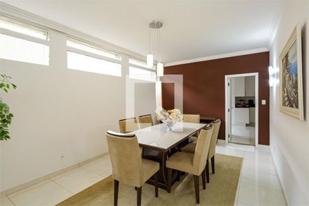 Casa à venda com 500m², 5 quartos e 5 vagas