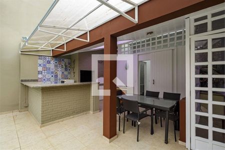 Casa à venda com 500m², 5 quartos e 5 vagas