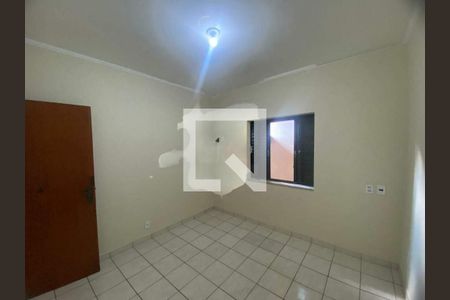 Casa à venda com 185m², 3 quartos e 4 vagas