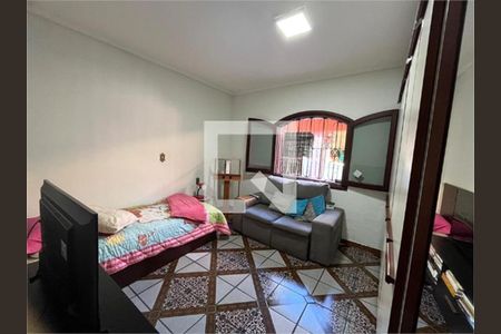 Casa à venda com 4 quartos, 345m² em Vila Rosalia, Guarulhos