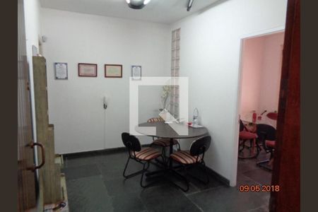 Casa à venda com 3 quartos, 147m² em Ferreira, São Paulo