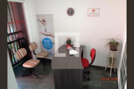 Casa à venda com 3 quartos, 147m² em Ferreira, São Paulo