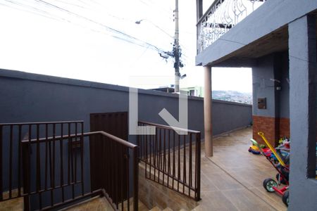 Casa à venda com 927m², 6 quartos e 5 vagas Casa à venda com 927m², 6 quartos e 5 vagasÁrea externa casa 2