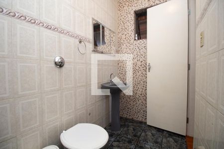 Casa à venda com 927m², 6 quartos e 5 vagas Casa à venda com 927m², 6 quartos e 5 vagasBanheiro do Quarto 2