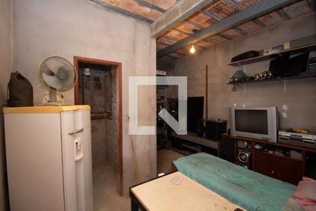 Casa à venda com 927m², 6 quartos e 5 vagas Casa à venda com 927m², 6 quartos e 5 vagasQuarto de serviço