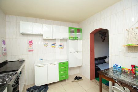 Casa à venda com 927m², 6 quartos e 5 vagas Casa à venda com 927m², 6 quartos e 5 vagasCozinha casa 2