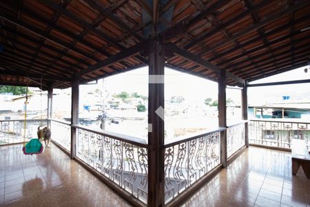 Casa à venda com 927m², 6 quartos e 5 vagas Casa à venda com 927m², 6 quartos e 5 vagasÁrea externa