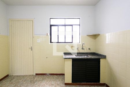 Casa para alugar com 50m², 2 quartos e sem vaga Casa para alugar com 50m², 2 quartos e sem vagaCozinha