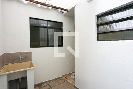 Casa para alugar com 50m², 2 quartos e sem vaga Casa para alugar com 50m², 2 quartos e sem vagaÁrea de Serviço