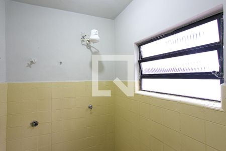 Casa para alugar com 50m², 2 quartos e sem vaga Casa para alugar com 50m², 2 quartos e sem vagaBanheiro - Chuveiro
