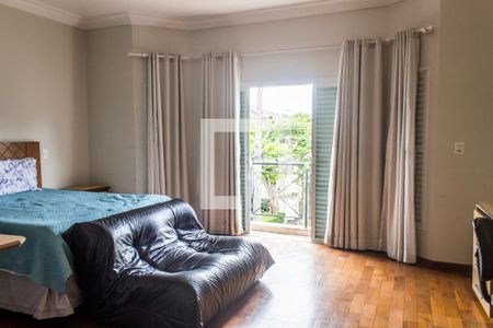 Casa de condomínio para alugar com 609m², 4 quartos e 4 vagas Casa de condomínio para alugar com 609m², 4 quartos e 4 vagasSuíte 4