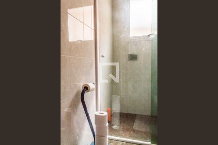 Casa de condomínio para alugar com 609m², 4 quartos e 4 vagas Casa de condomínio para alugar com 609m², 4 quartos e 4 vagasBanheiro da Suíte 5