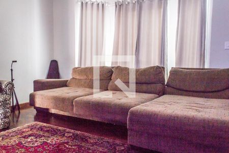 Casa de condomínio para alugar com 609m², 4 quartos e 4 vagas Casa de condomínio para alugar com 609m², 4 quartos e 4 vagasSala de TV