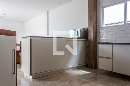 Casa de condomínio para alugar com 609m², 4 quartos e 4 vagas Casa de condomínio para alugar com 609m², 4 quartos e 4 vagasCozinha