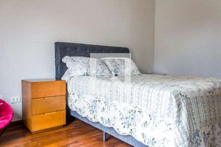 Casa de condomínio para alugar com 609m², 4 quartos e 4 vagas Casa de condomínio para alugar com 609m², 4 quartos e 4 vagasSuíte master