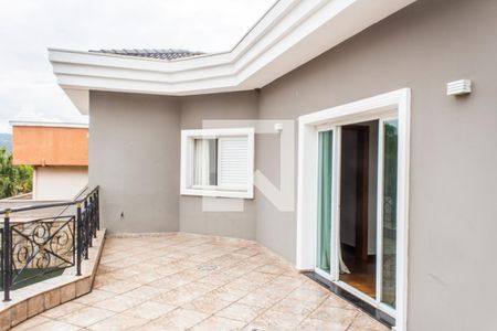 Casa de condomínio para alugar com 609m², 4 quartos e 4 vagas Casa de condomínio para alugar com 609m², 4 quartos e 4 vagasVaranda