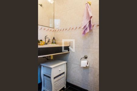 Casa de condomínio para alugar com 609m², 4 quartos e 4 vagas Casa de condomínio para alugar com 609m², 4 quartos e 4 vagasLavabo