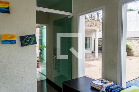 Casa de condomínio para alugar com 609m², 4 quartos e 4 vagas Casa de condomínio para alugar com 609m², 4 quartos e 4 vagasSuíte 5