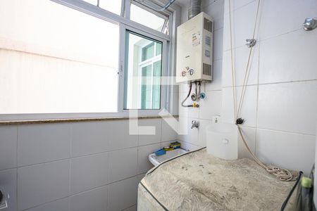 Apartamento à venda com 70m², 2 quartos e 1 vagaÁrea de Serviço