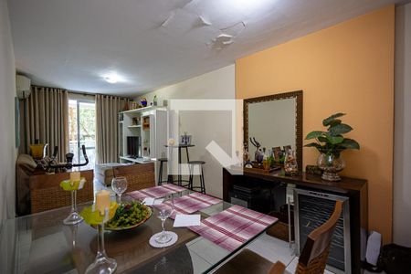 Sala de apartamento à venda com 2 quartos, 70m² em Icaraí, Niterói