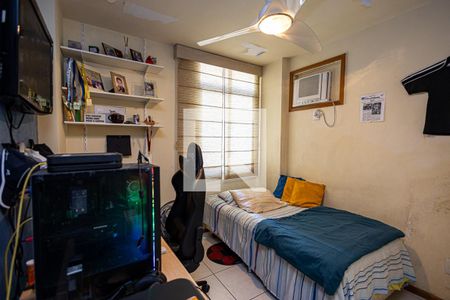 Quarto 2 de apartamento à venda com 2 quartos, 70m² em Icaraí, Niterói