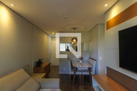 Sala de apartamento para alugar com 2 quartos, 50m² em Parque Savoy City, São Paulo