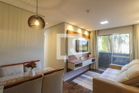 Sala de apartamento para alugar com 2 quartos, 50m² em Parque Savoy City, São Paulo