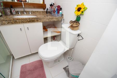 Apartamento à venda com 73m², 2 quartos e 1 vagaBanheiro quarto 1