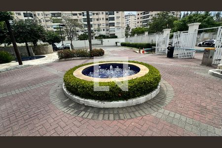 Apartamento à venda com 73m², 2 quartos e 1 vagaÁrea comum