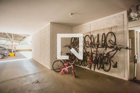 Apartamento à venda com 123m², 2 quartos e 1 vaga Apartamento à venda com 123m², 2 quartos e 1 vagaBicicletário