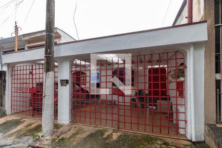 Casa à venda com 147m², 2 quartos e 2 vagasFachada