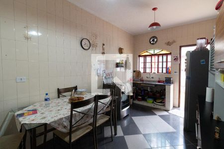 Casa à venda com 147m², 2 quartos e 2 vagasCozinha