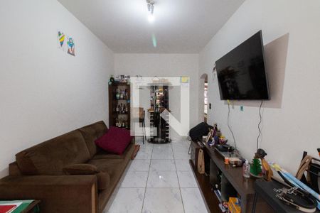 Casa à venda com 147m², 2 quartos e 2 vagasSala