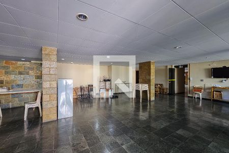 Apartamento à venda com 180m², 4 quartos e 2 vagasÁrea comum - Salão de festas