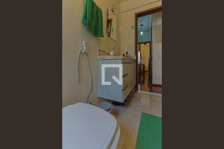 Apartamento à venda com 180m², 4 quartos e 2 vagasBanheiro