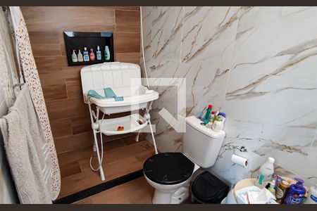 Casa à venda com 382m², 5 quartos e 3 vagas Casa à venda com 382m², 5 quartos e 3 vagasquarto 2 suíte