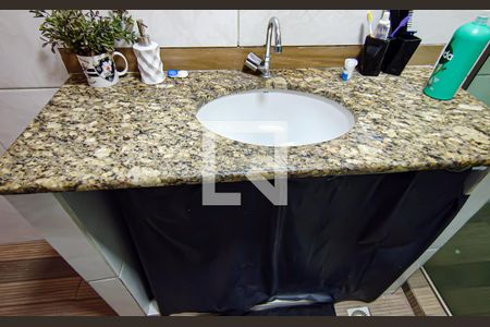 Casa à venda com 382m², 5 quartos e 3 vagas Casa à venda com 382m², 5 quartos e 3 vagascasa 2 - banheiro