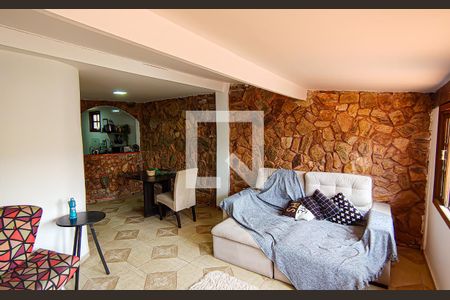 Casa à venda com 382m², 5 quartos e 3 vagas Casa à venda com 382m², 5 quartos e 3 vagascasa 2 - sala