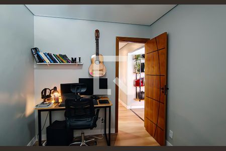 Casa à venda com 382m², 5 quartos e 3 vagas Casa à venda com 382m², 5 quartos e 3 vagasquarto 1