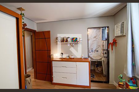 Casa à venda com 382m², 5 quartos e 3 vagas Casa à venda com 382m², 5 quartos e 3 vagasquarto 2 suíte