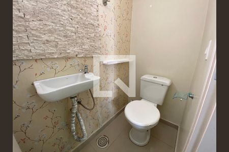 Casa de condomínio à venda com 54m², 3 quartos e 2 vagas Casa de condomínio à venda com 54m², 3 quartos e 2 vagasBanheiro 2