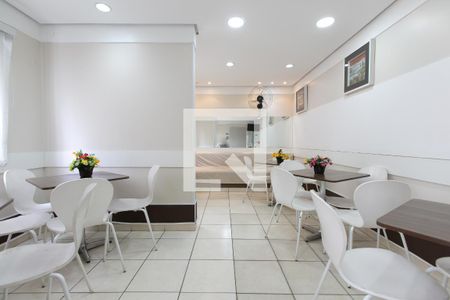 Apartamento para alugar com 44m², 2 quartos e 1 vagaÁrea comum - Salão de Festas