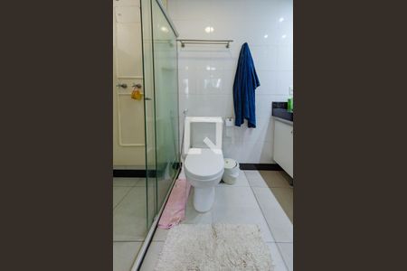 Apartamento à venda com 136m², 3 quartos e 2 vagas Apartamento à venda com 136m², 3 quartos e 2 vagasBanheiro suíte