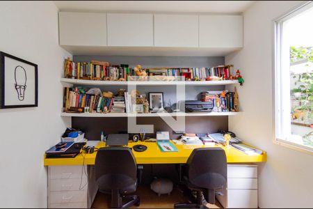 Apartamento à venda com 136m², 3 quartos e 2 vagas Apartamento à venda com 136m², 3 quartos e 2 vagasQuarto 1