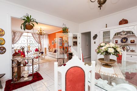 Apartamento à venda com 192m², 3 quartos e sem vaga Apartamento à venda com 192m², 3 quartos e sem vagaSala