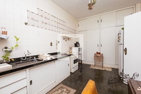 Apartamento à venda com 192m², 3 quartos e sem vaga Apartamento à venda com 192m², 3 quartos e sem vagaCozinha